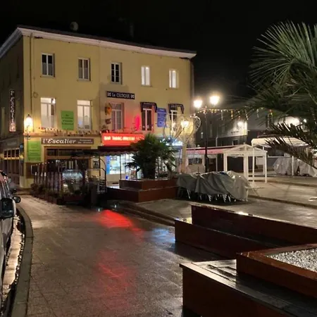 A Avec Vue Port Et Le Semaphore * Fécamp