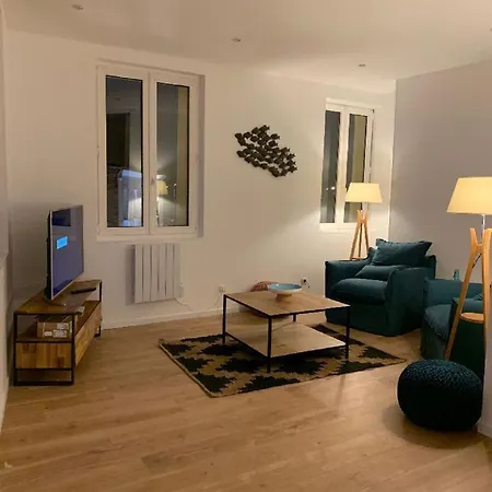 Nyaraló A Avec Vue Port Et Le Semaphore